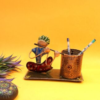 Musician Man with Flute Pen Stand for Table Decoration, Artistic Desk Organizer with Musician Design, Stylish Pen Holder, Unique Pen Stand for Office and Home Decor