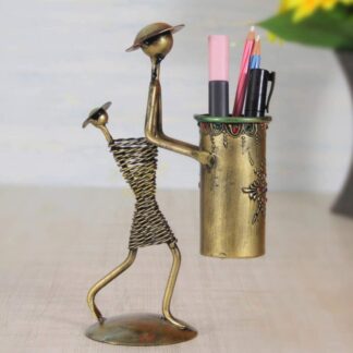 Human Pen Stand – Space-Saving Pencil Holder for Small Desk | Elegant Pen Holder for Office Desk & Study Table | Compact Stationery Organizer – 10L x 10W x 5H CM